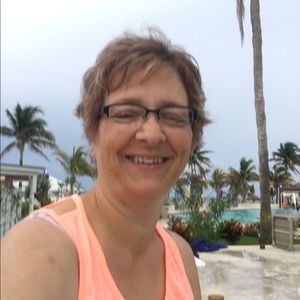 Meet your Posher, Marcia